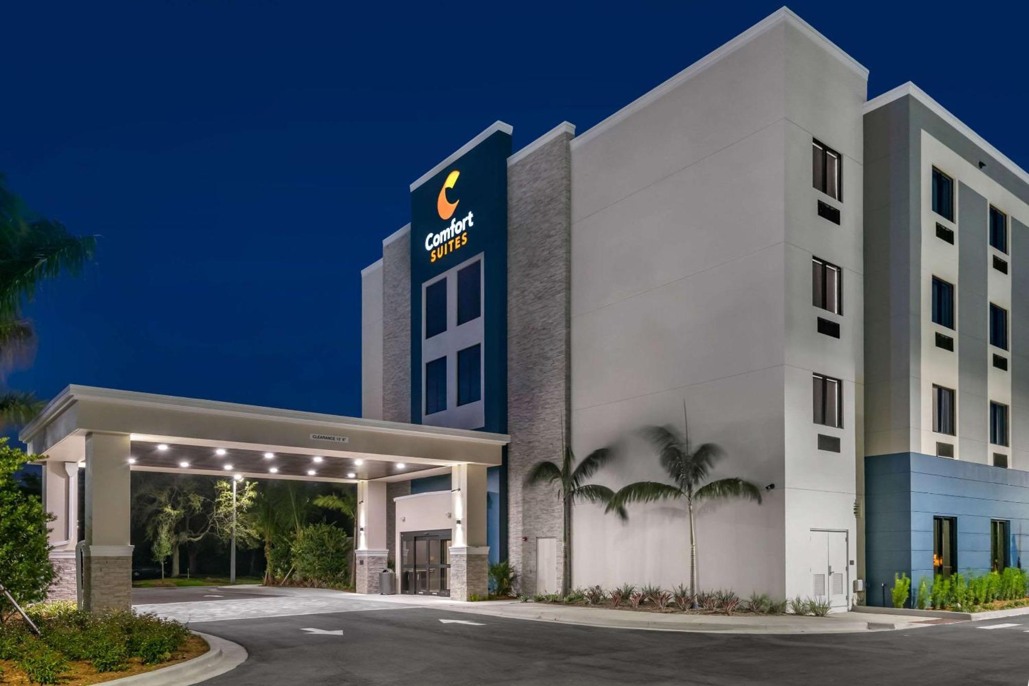 Comfort Suites Stuart-Hutchinson Island Екстериор снимка