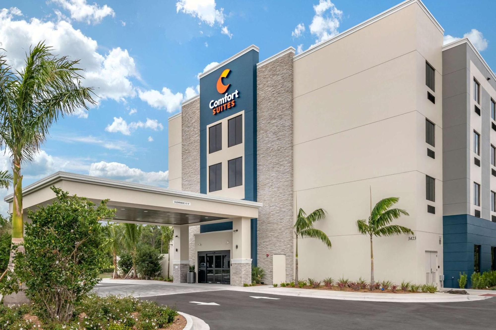 Comfort Suites Stuart-Hutchinson Island Екстериор снимка